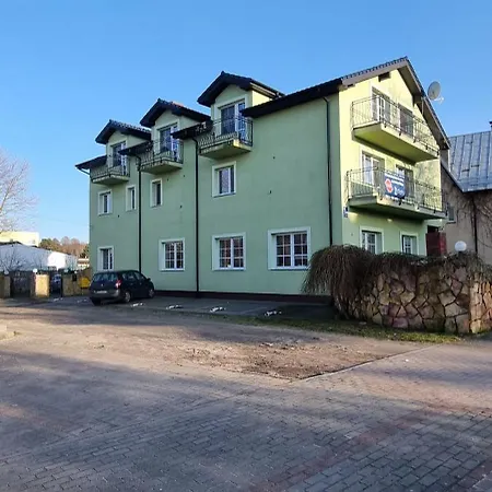 ホームステイ W Zielonym Domku Łazy