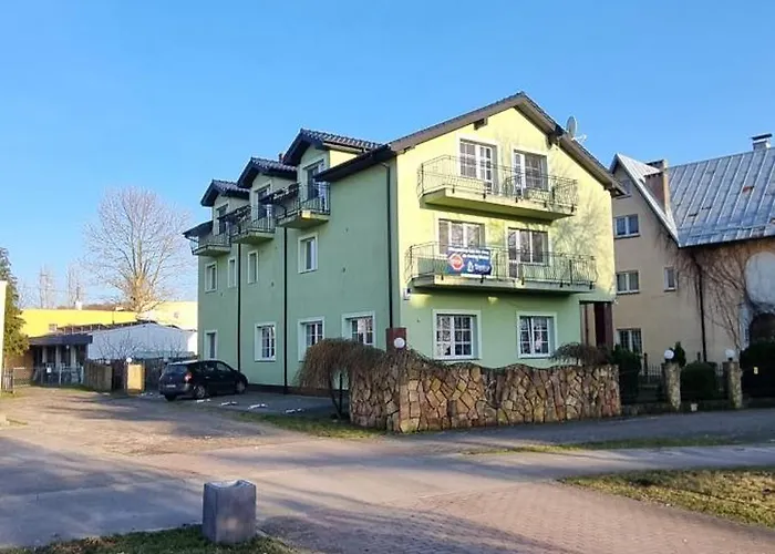 W Zielonym Domku Kwatera prywatna Łazy